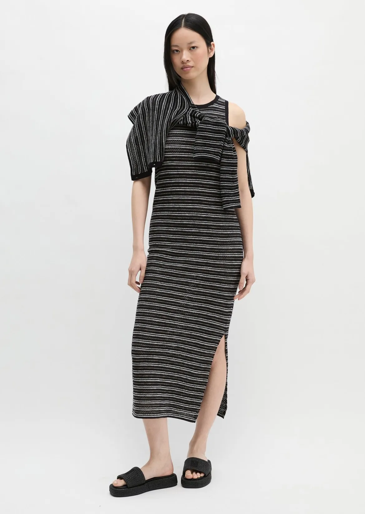 Ajour-Kleid slim aus Baumwolle-Leinen-Mix