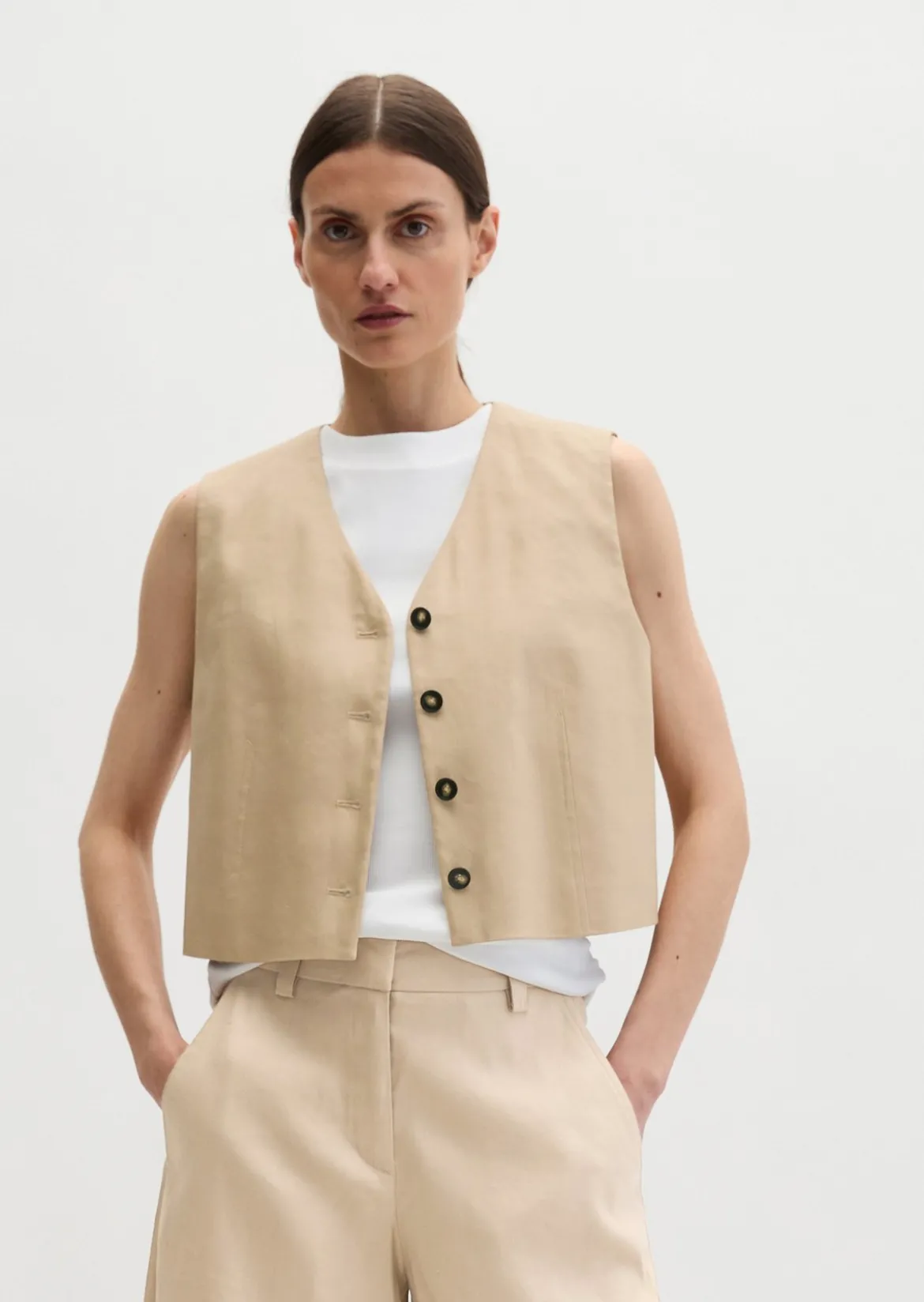 Anzugweste cropped aus Viskose-Leinen-Stretch