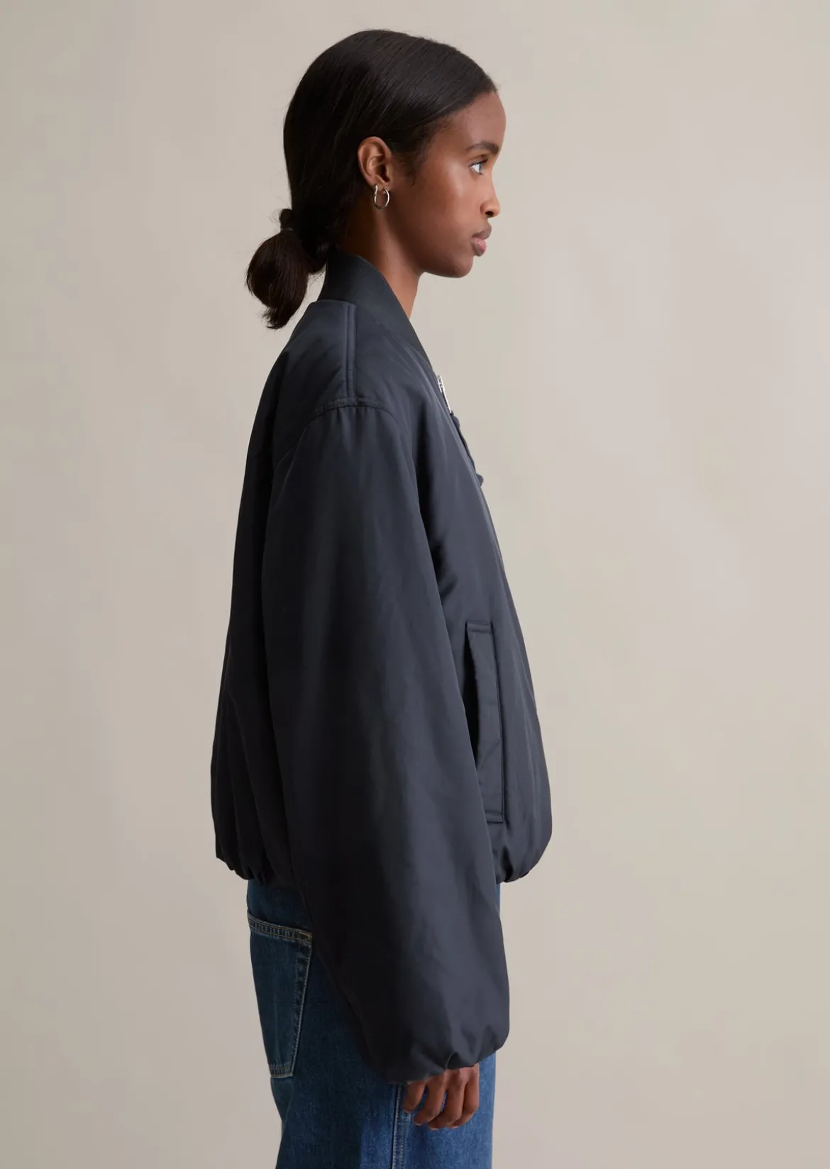 Blouson im Aviator-Stil relaxed cropped aus recyceltem Polyester
