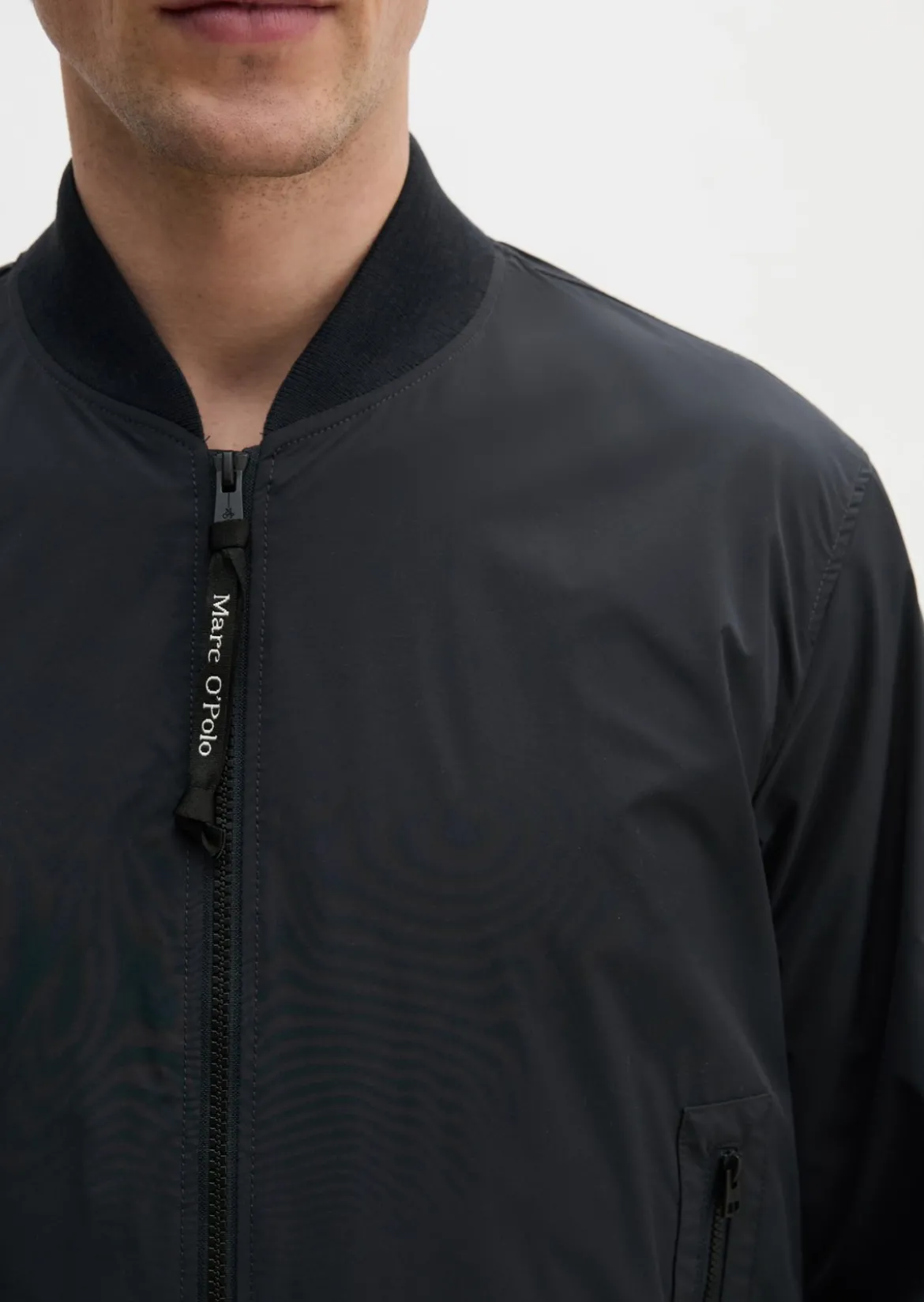 Blouson regular aus wasserabweisendem Recycling-Material