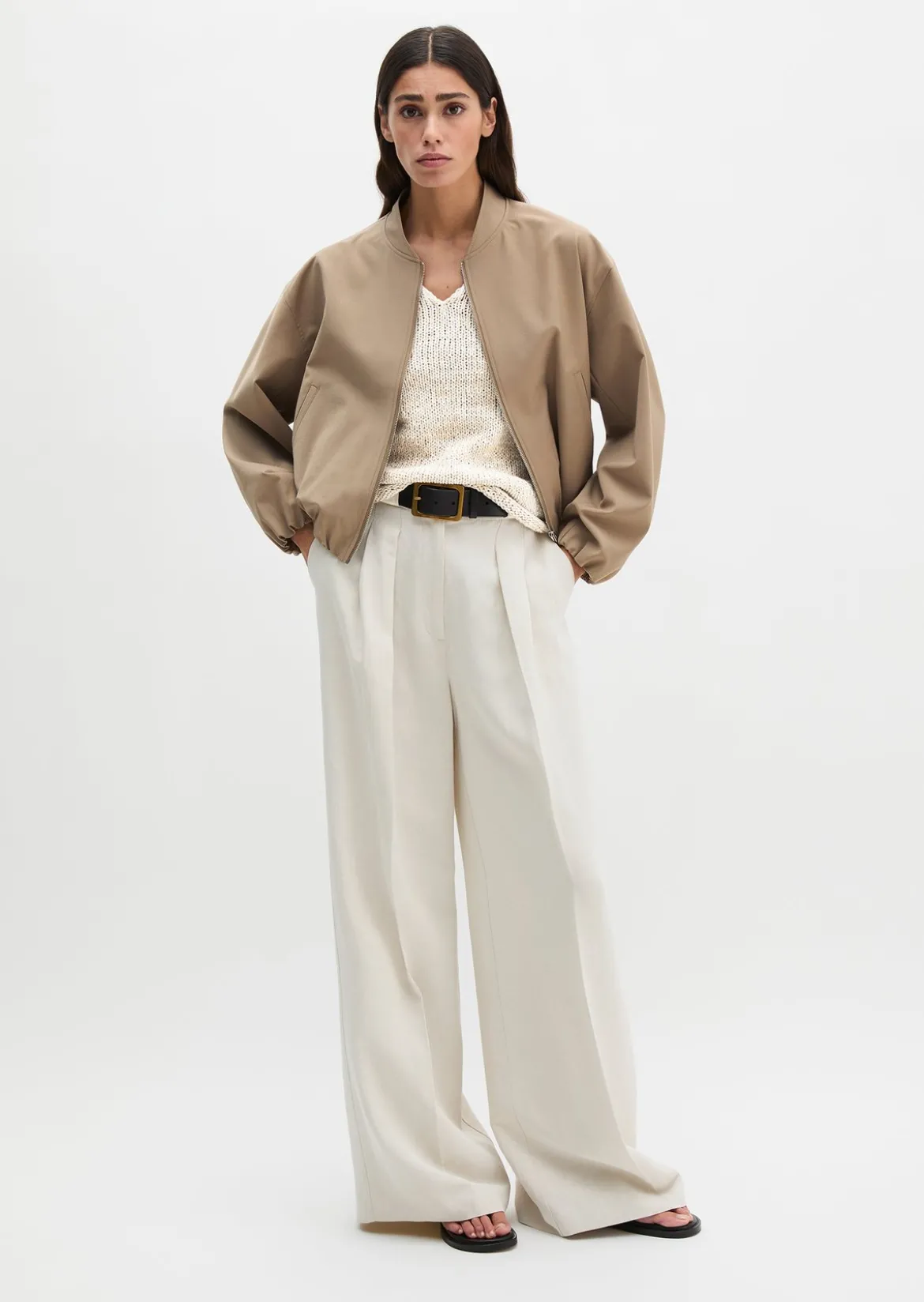 Blouson shaped cropped aus Technical Wool Blend