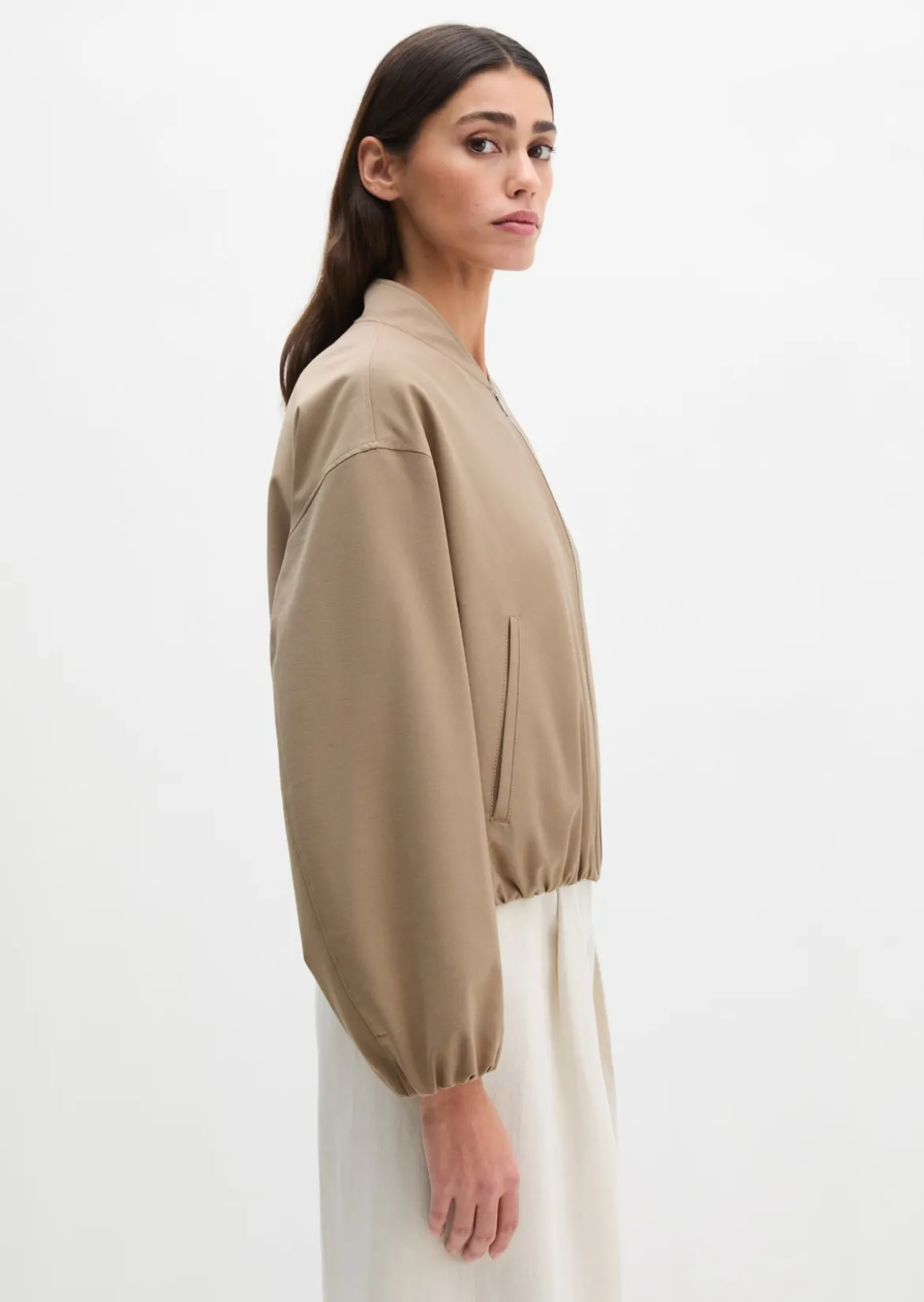 Blouson shaped cropped aus Technical Wool Blend