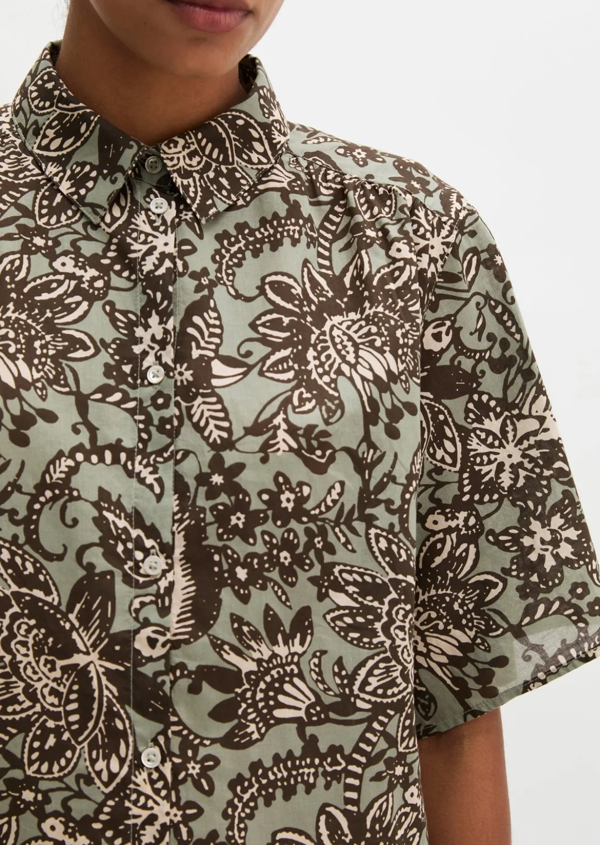 Bluse loose aus bedrucktem Baumwoll-Voile