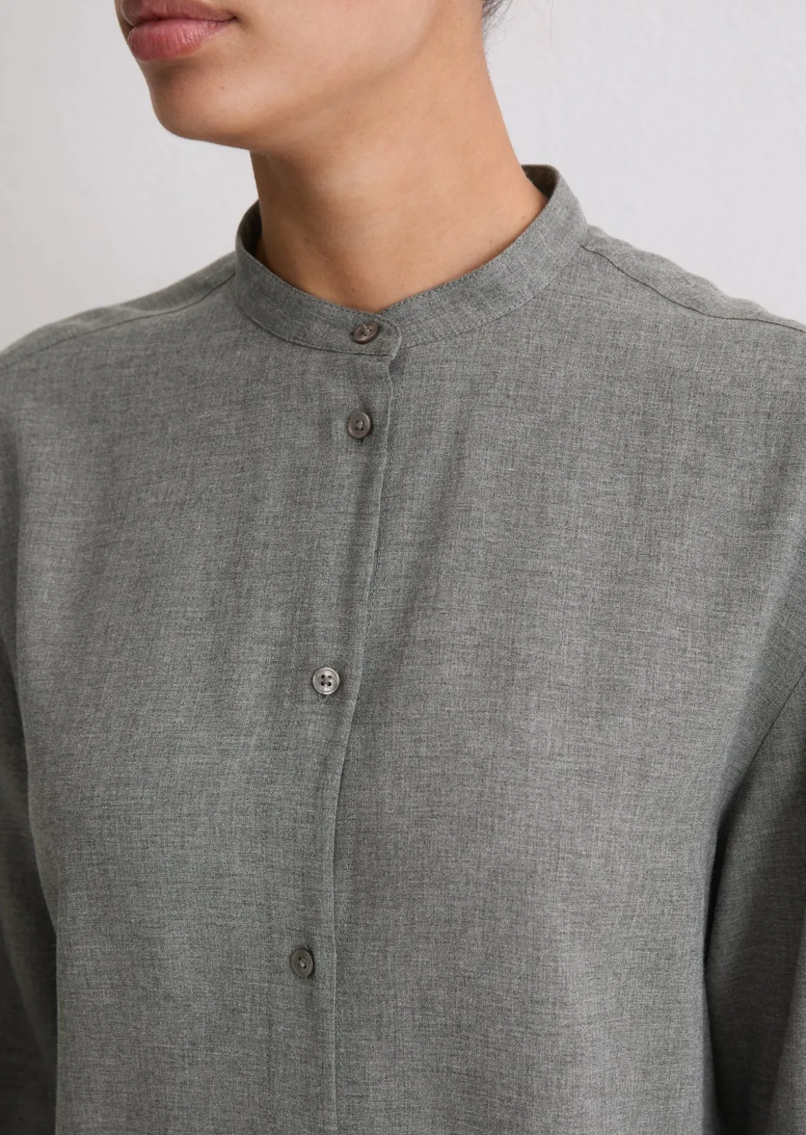 Bluse relaxed cropped aus Viskose-Twill