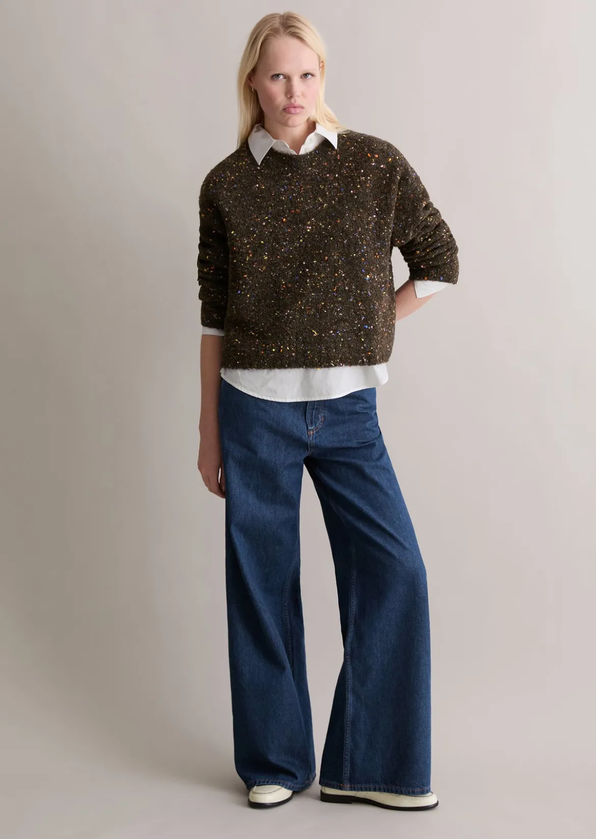 Bouclé-Pullover oversize aus Schurwolle-Viskose-Mix