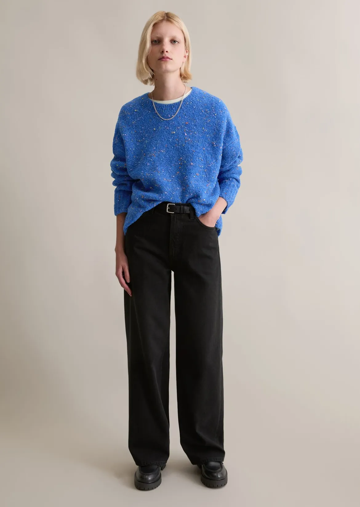 Bouclé-Pullover oversize aus Schurwolle-Viskose-Mix