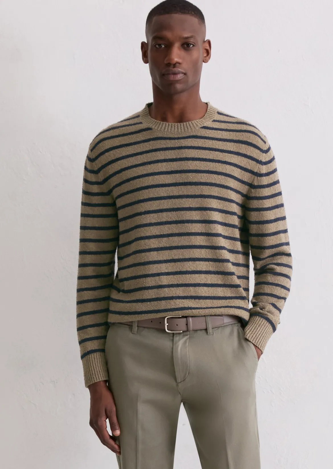 Bouclé-Pullover regular aus gestreiftem Bio-Baumwoll-Mix