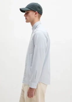 Button-Down-Hemd regular mit recycelter Baumwolle
