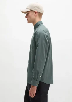 Button-Down-Hemd regular mit recycelter Baumwolle