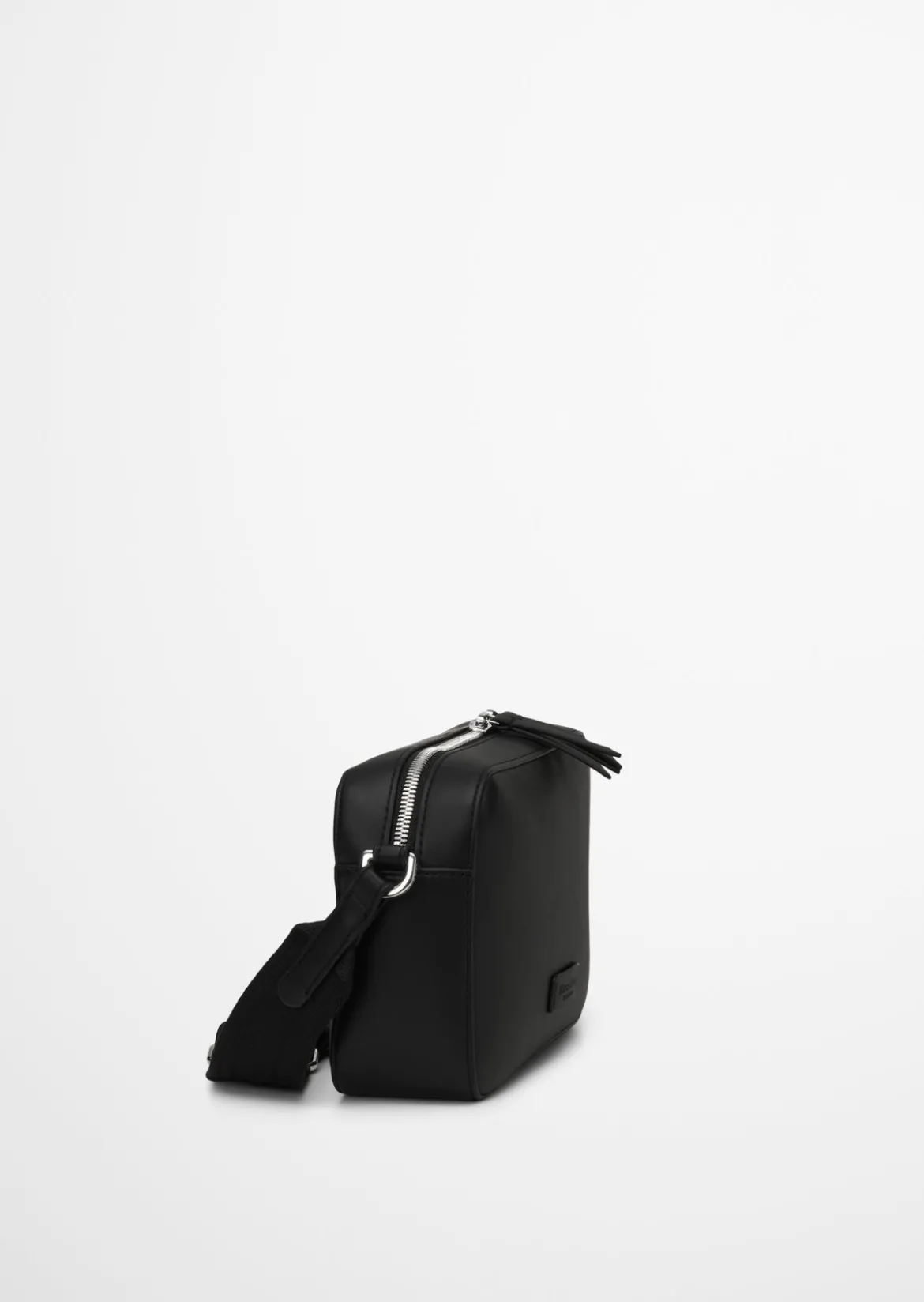 Camera-Bag small aus einer Lederalternative aus recyceltem Polyester
