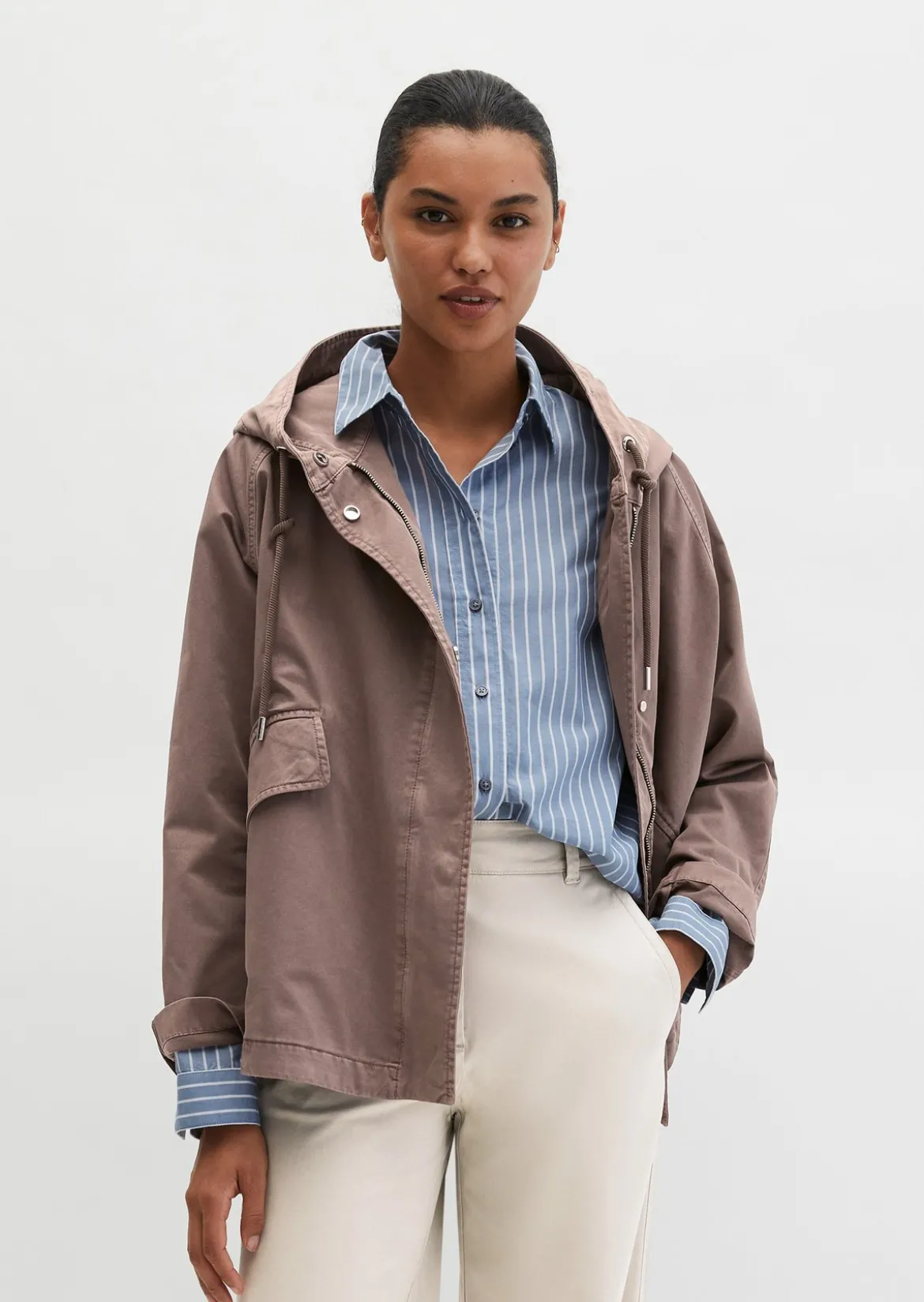 Cape-Jacke mit Kapuze relaxed garment-dyed aus Organic Cotton-Twill