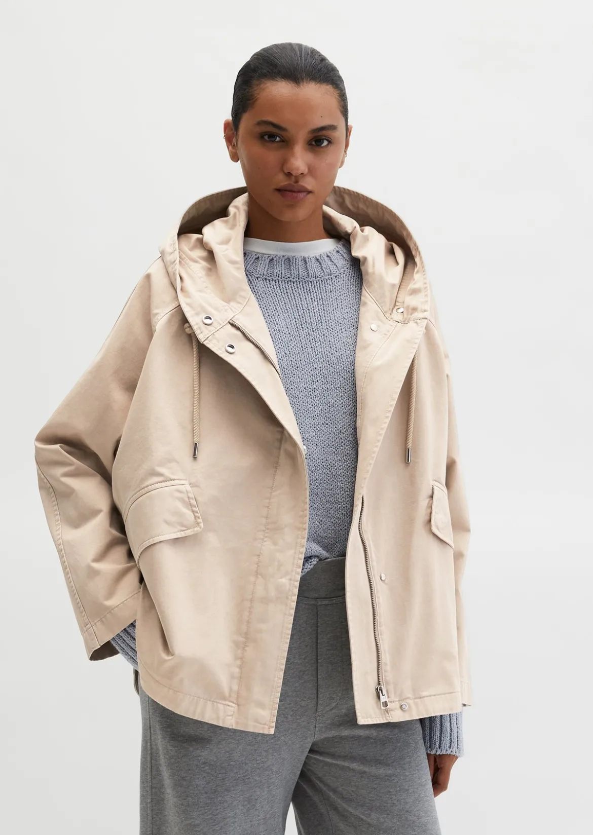 Cape-Jacke mit Kapuze relaxed garment-dyed aus Organic Cotton-Twill