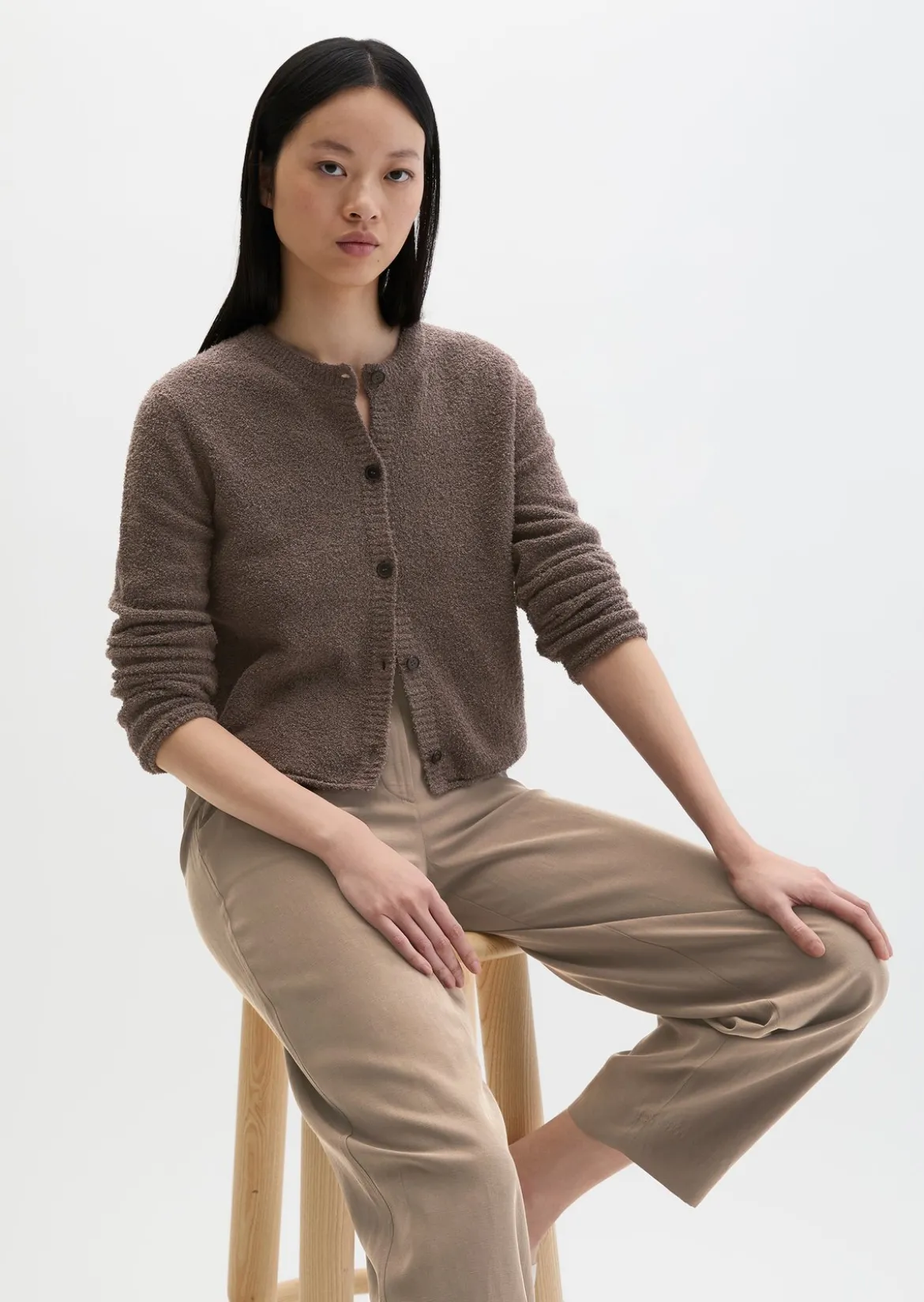 Cardigan regular aus Bouclé-Garn