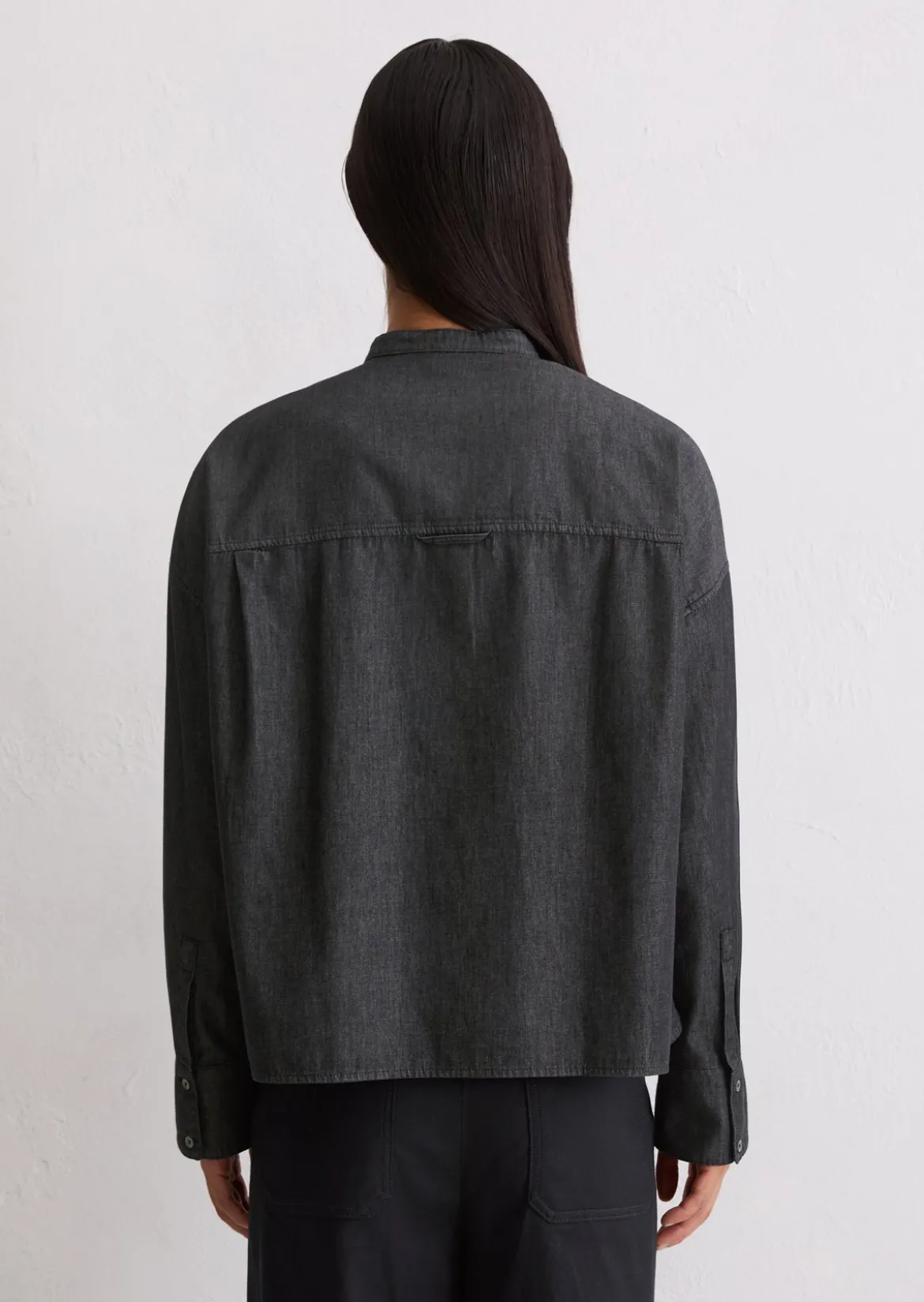Chambray-Bluse relaxed aus Bio-Baumwolle in Denim-Look