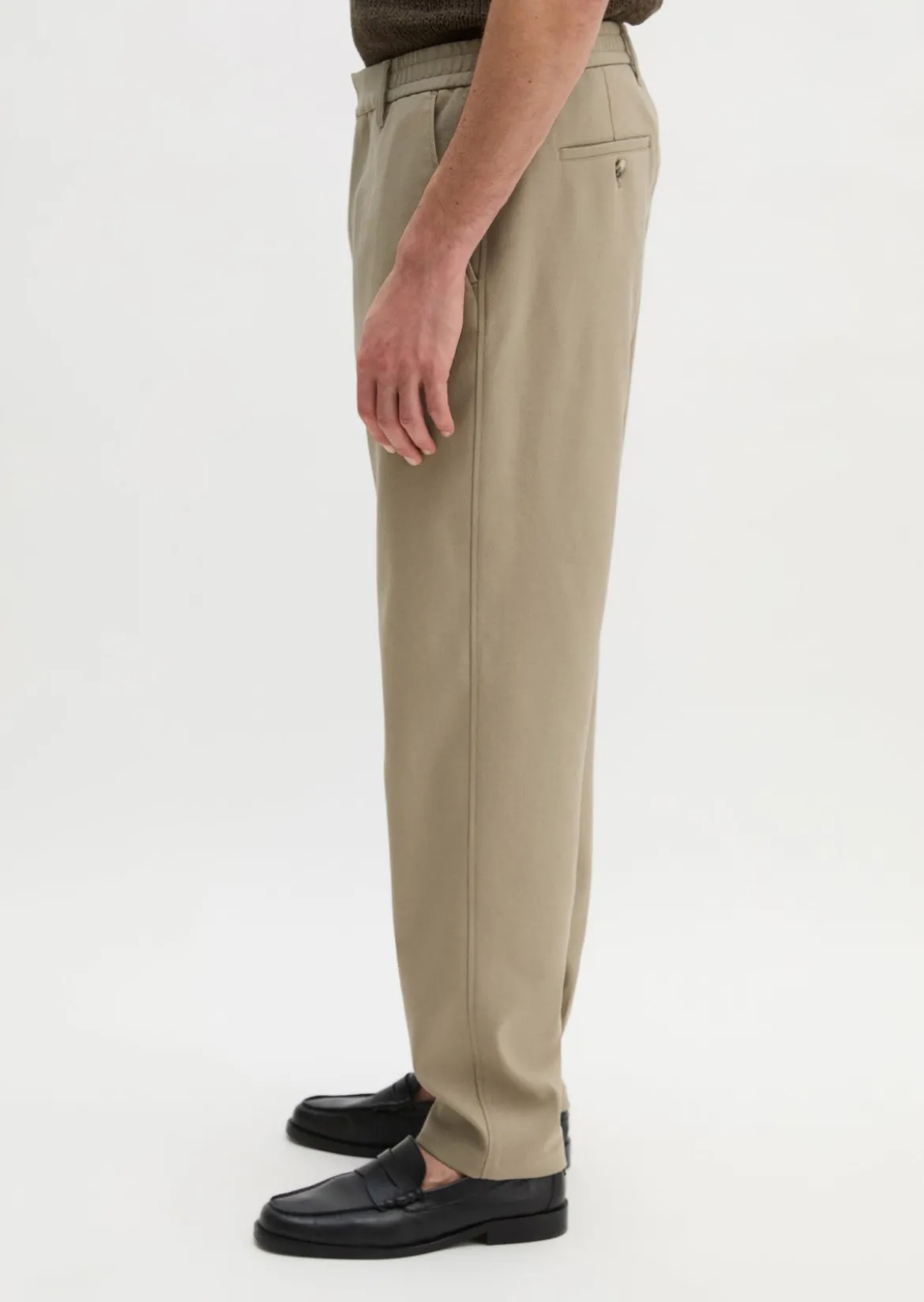 Chino Model Belsbo Jogger relaxed aus weichem Funktionsleinen