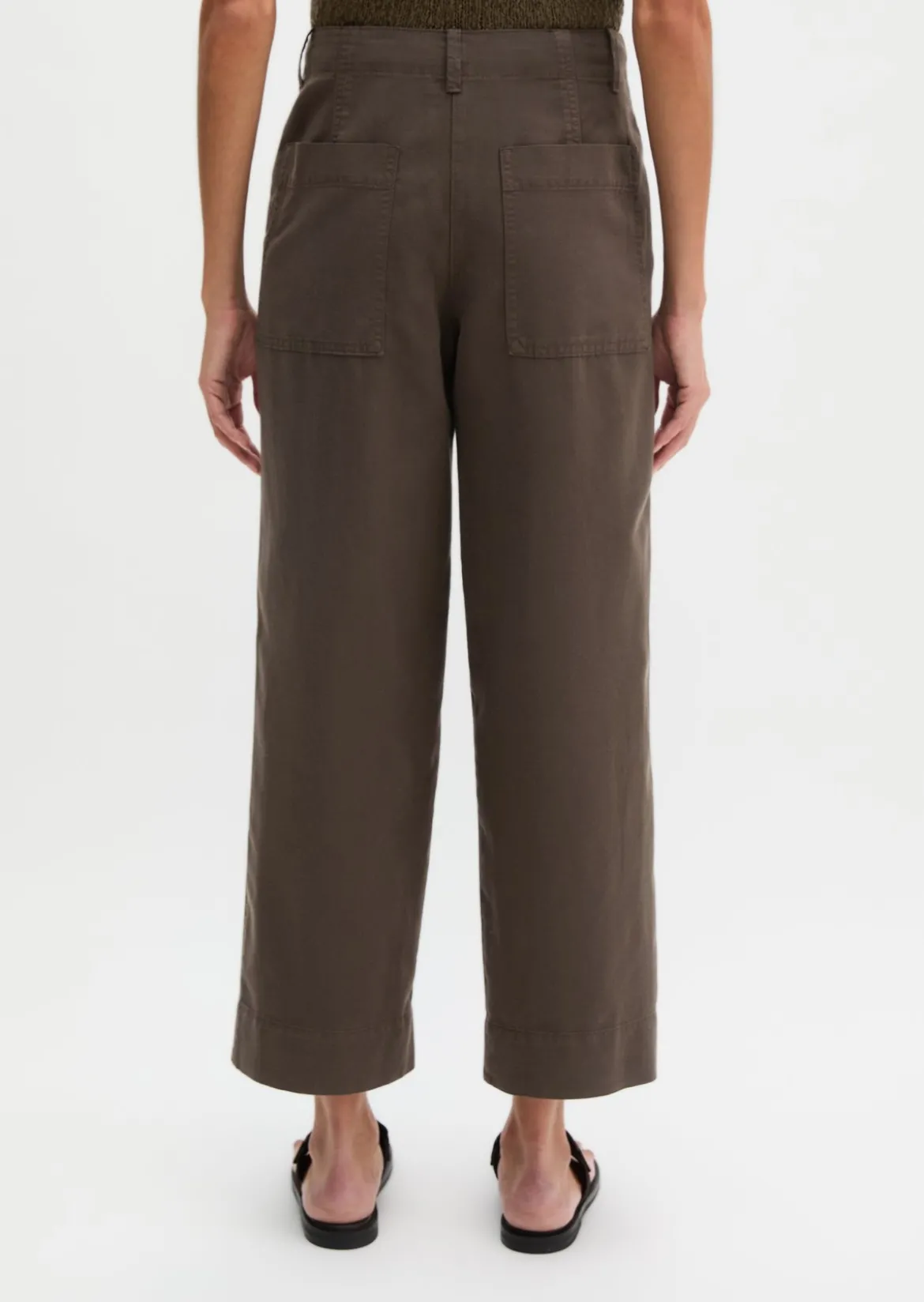 Chino Model Lande wide aus Organic Cotton-Lyocell-Leinen-Mix