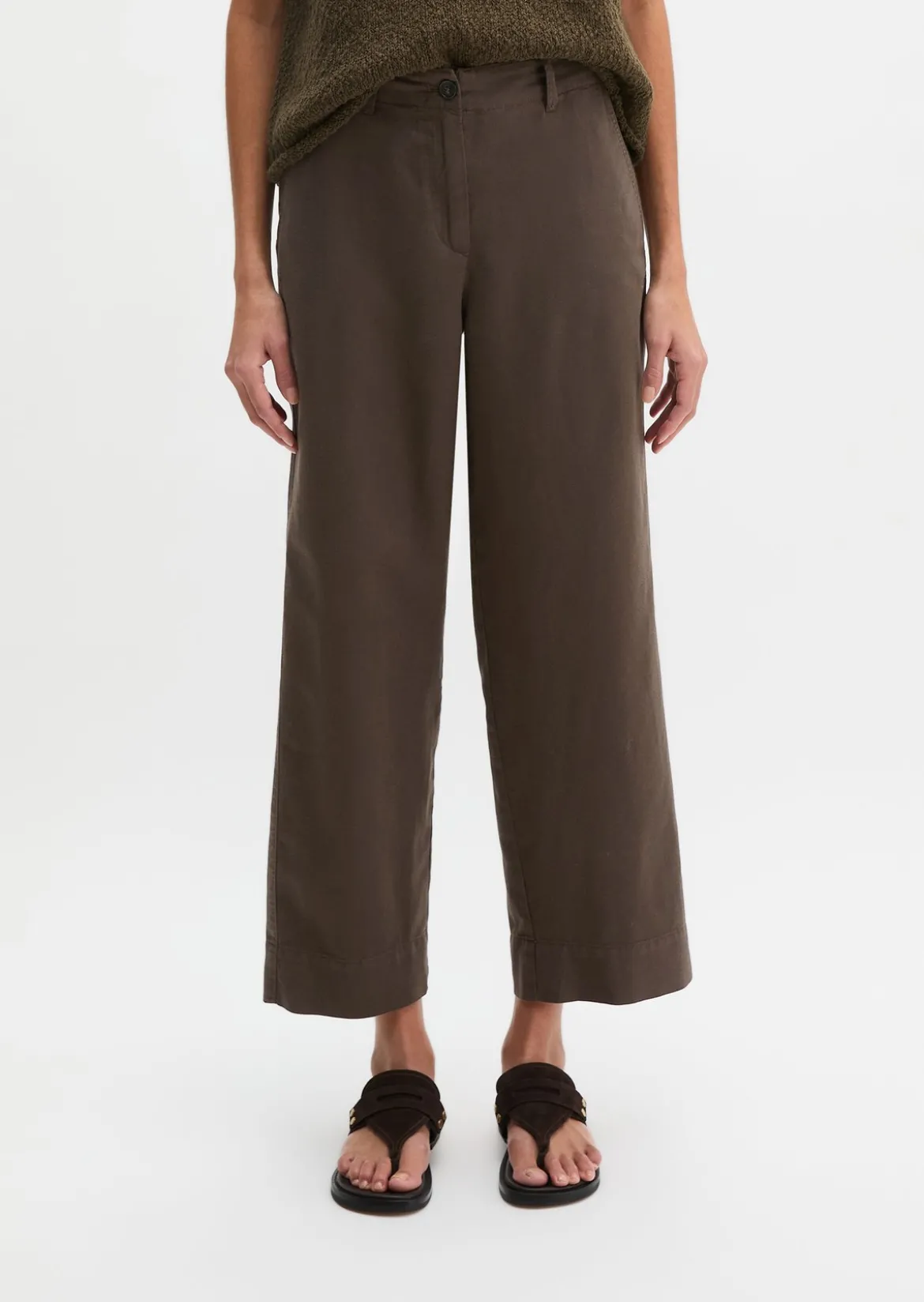 Chino Model Lande wide aus Organic Cotton-Lyocell-Leinen-Mix