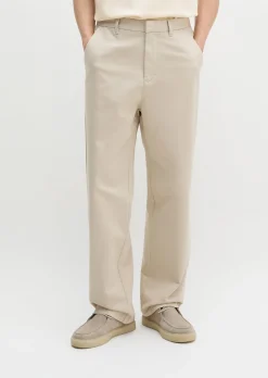 Chino Model Mossbo wide aus elastischem Bio-Baumwollsatin