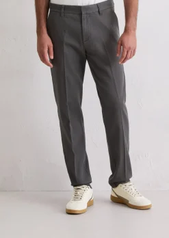 Chino Model Osby tapered aus weichem Bio-Baumwoll-Lyocell-Mix