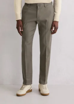 Chino Model Osby tapered aus weichem Bio-Baumwoll-Lyocell-Mix