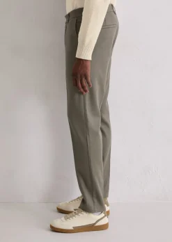 Chino Model Osby tapered aus weichem Bio-Baumwoll-Lyocell-Mix