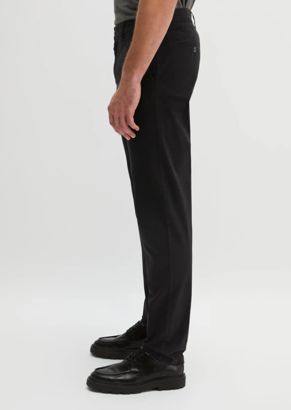 Chino Model Osby tapered aus Bio-Baumwoll-Mix