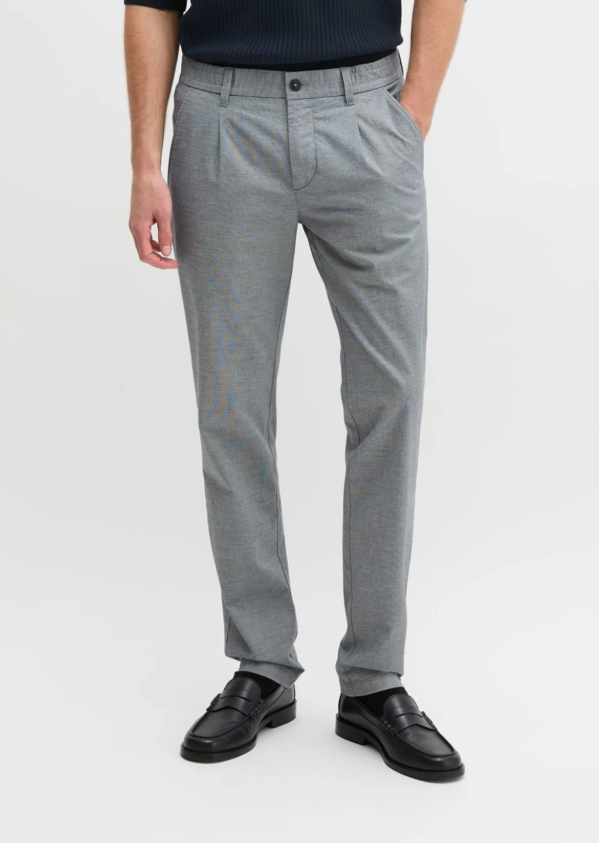 Chino Model Stig Jogger pleats shaped mit Bundfalten-Details