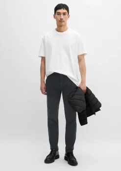 Chino Model Stig shaped aus Bio-Baumwoll-Mix