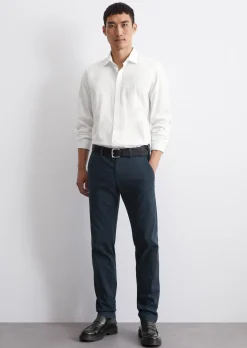 Chino Model Stig shaped aus Bio-Baumwoll-Mix