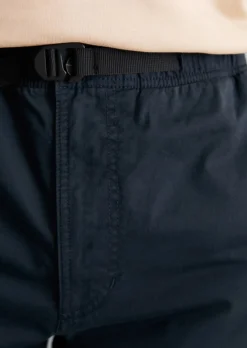 Chino Model Sune relaxed mit integriertem Gürtel