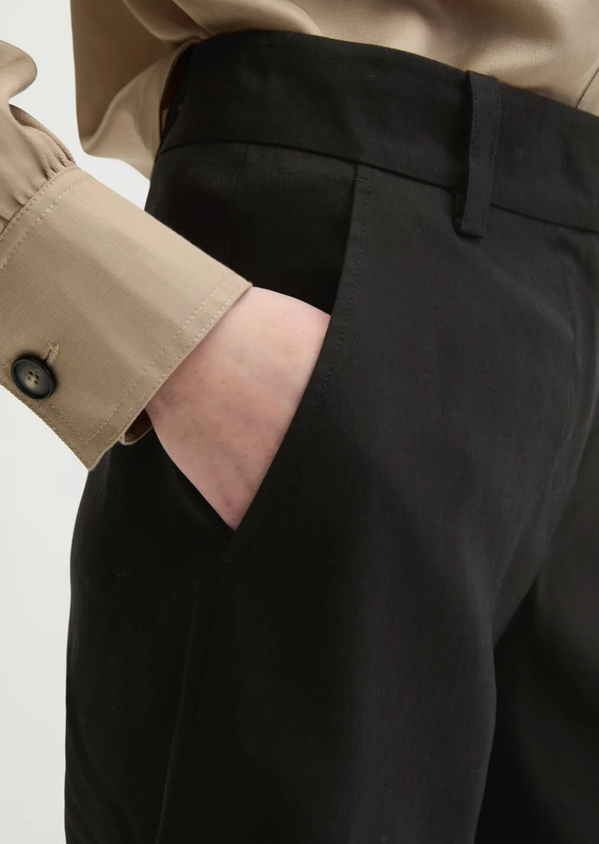 Chino-Shorts flared aus Viskose-Leinen-Stretch