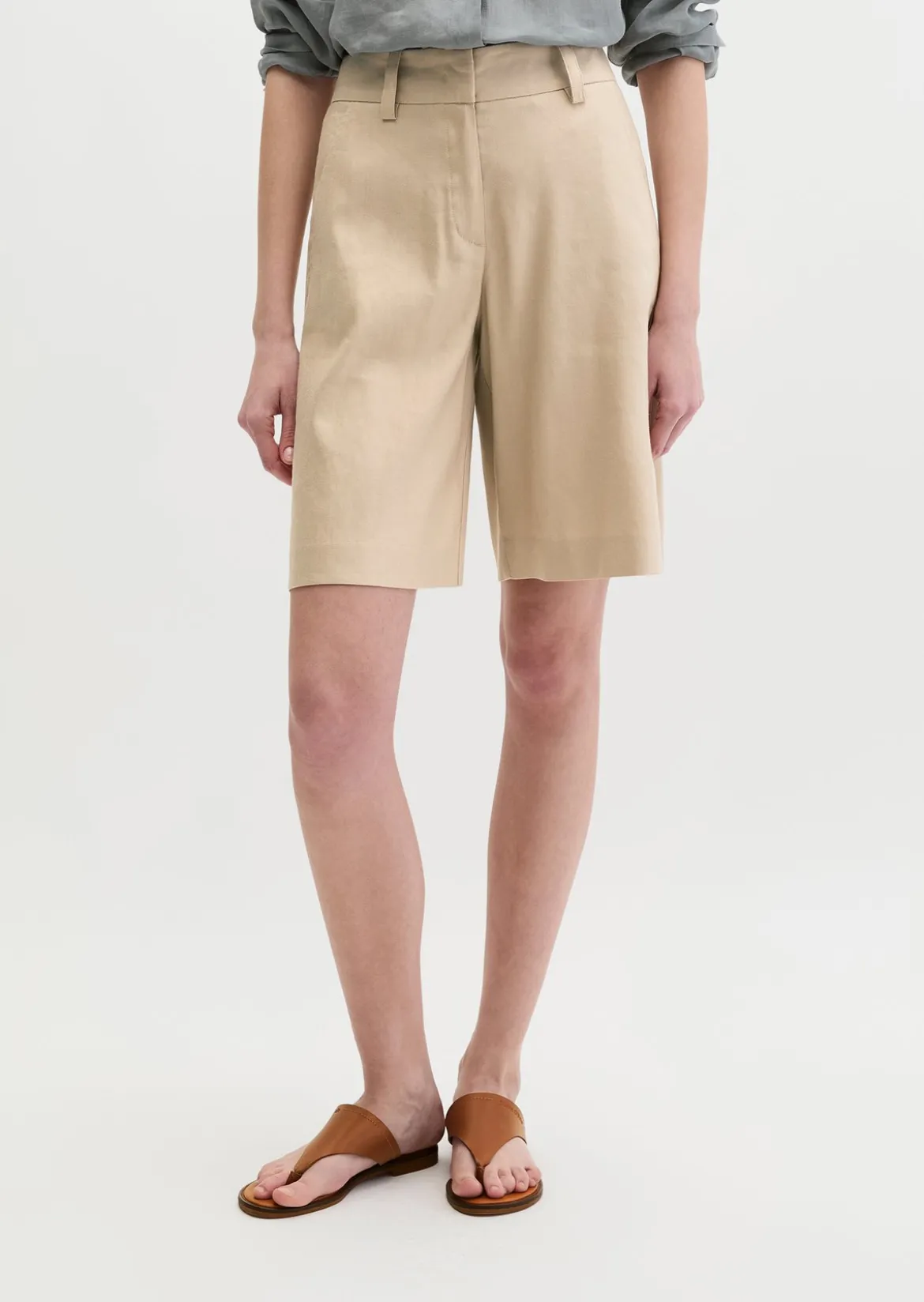 Chino-Shorts flared aus Viskose-Leinen-Stretch