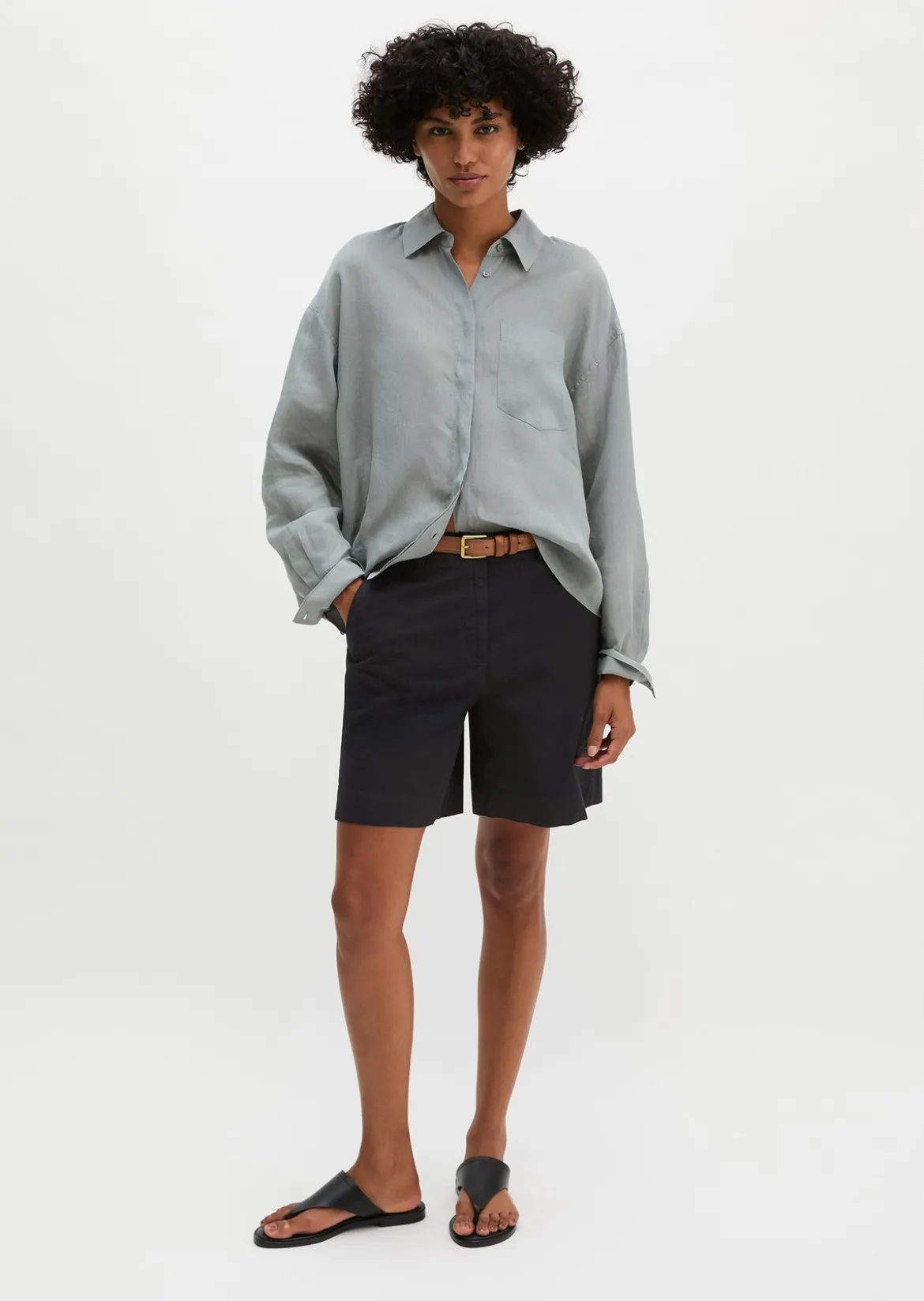 Chino-Shorts Model Lande wide aus Organic Cotton-Lyocell-Leinen-Mix