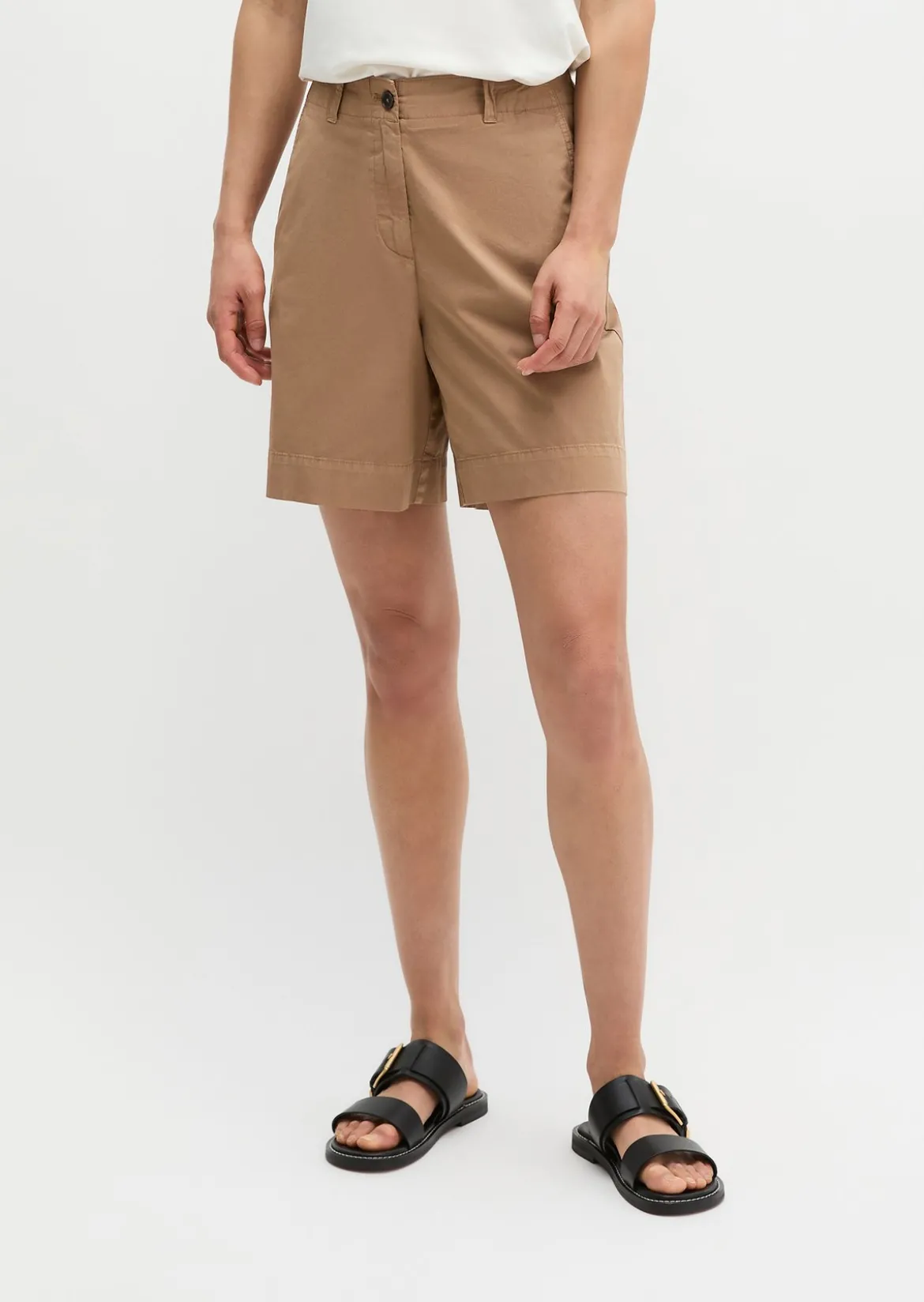 Chino-Shorts Model Lande wide aus Organic Cotton-Lyocell-Leinen-Mix