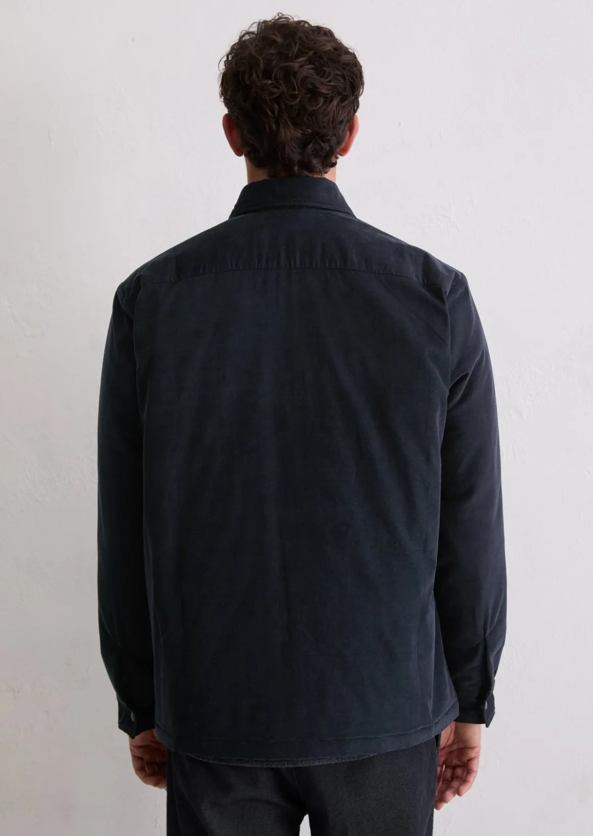 Cord-Overshirt mit leichter Wattierung