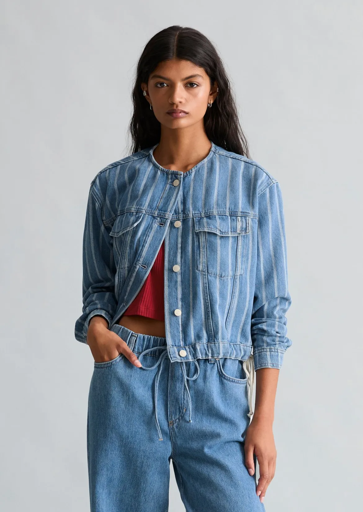 Crayfish Capsule Jeansjacke gestreift, Boxy Fit, Cropped aus reiner Bio-Baumwolle