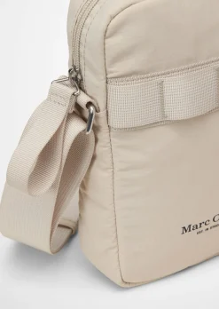 Crossbody Bag small aus recyceltem Polyamid