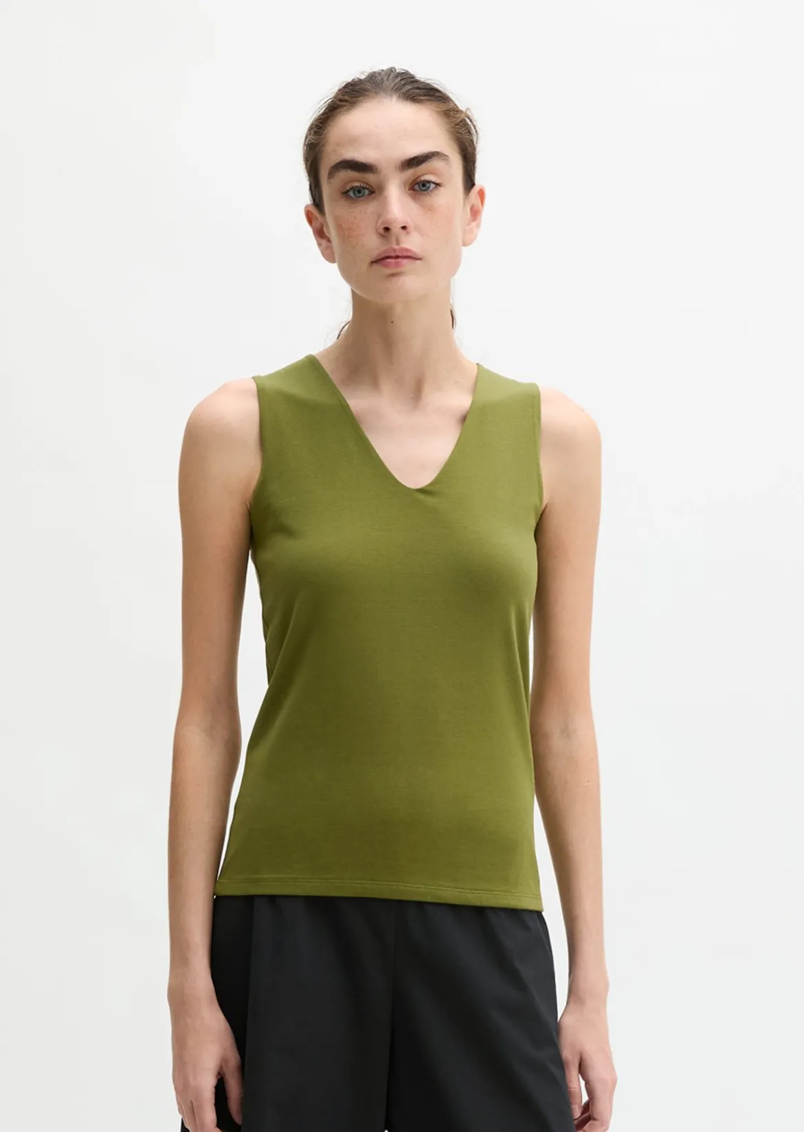 DfC V-Neck-Top slim aus weichem Stretch-Jersey
