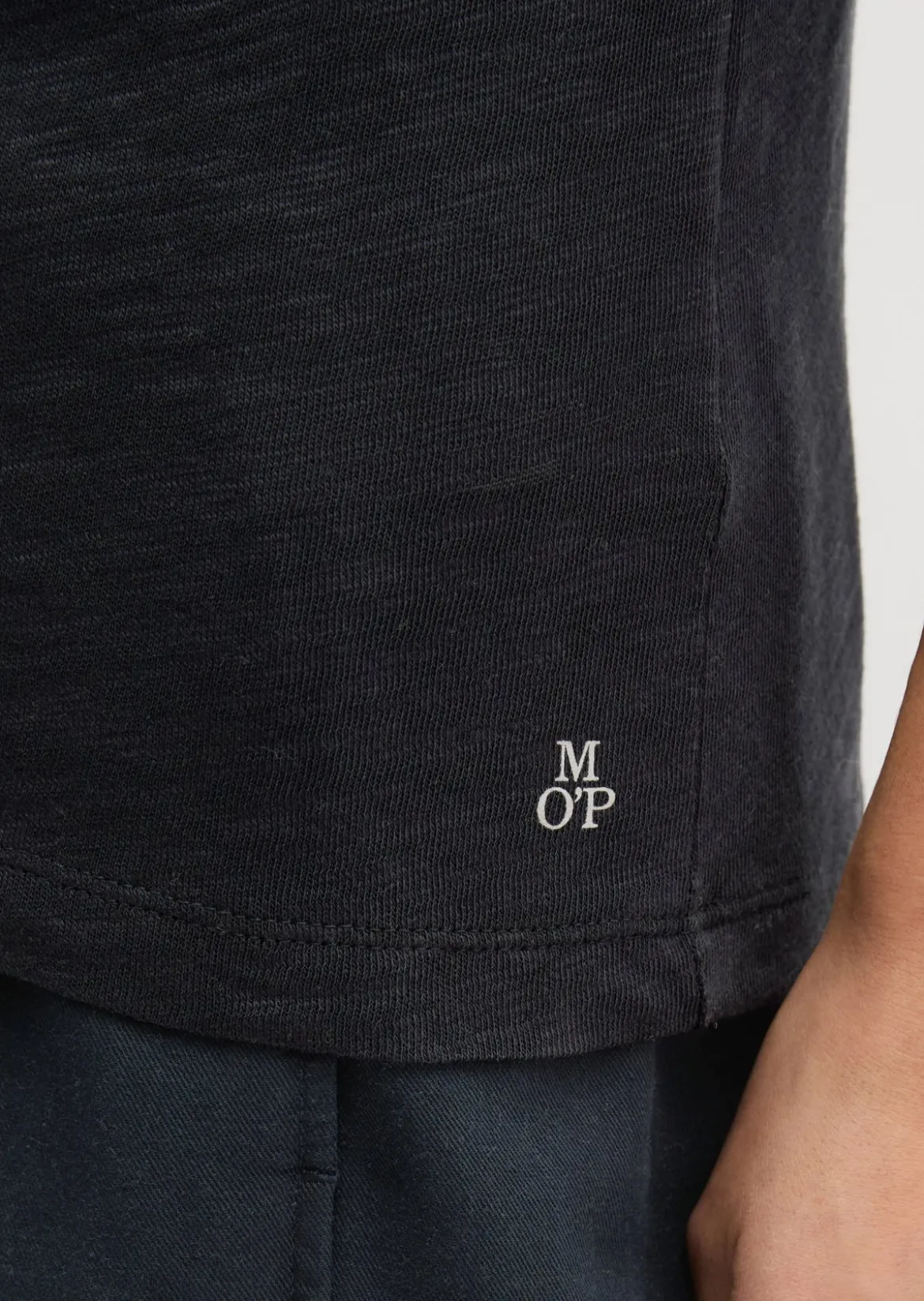 DfC V-Neck-T-Shirt regular aus Slub-Jersey
