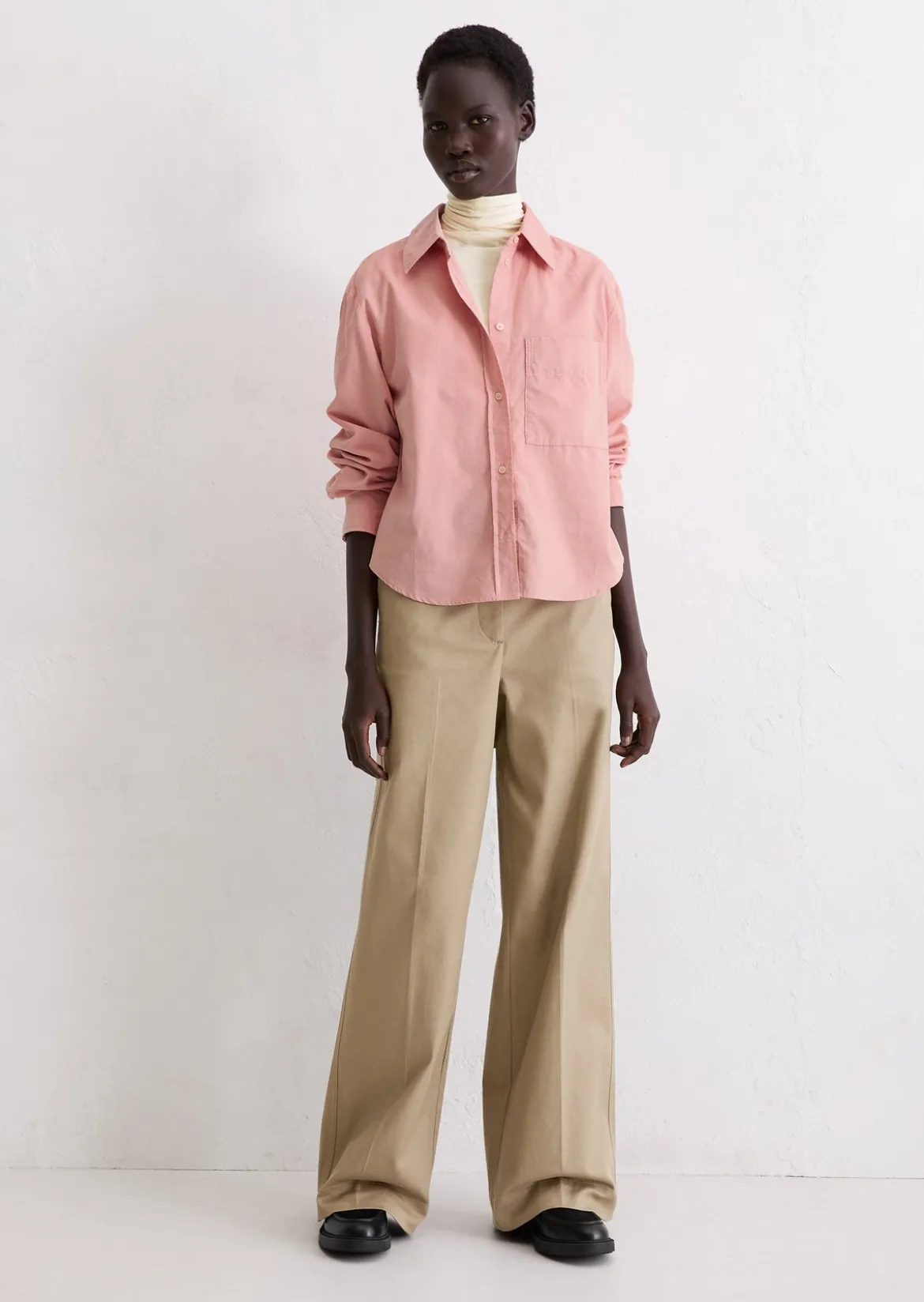 Feincord-Bluse relaxed aus softem Baumwolle-Lyocell-Mix