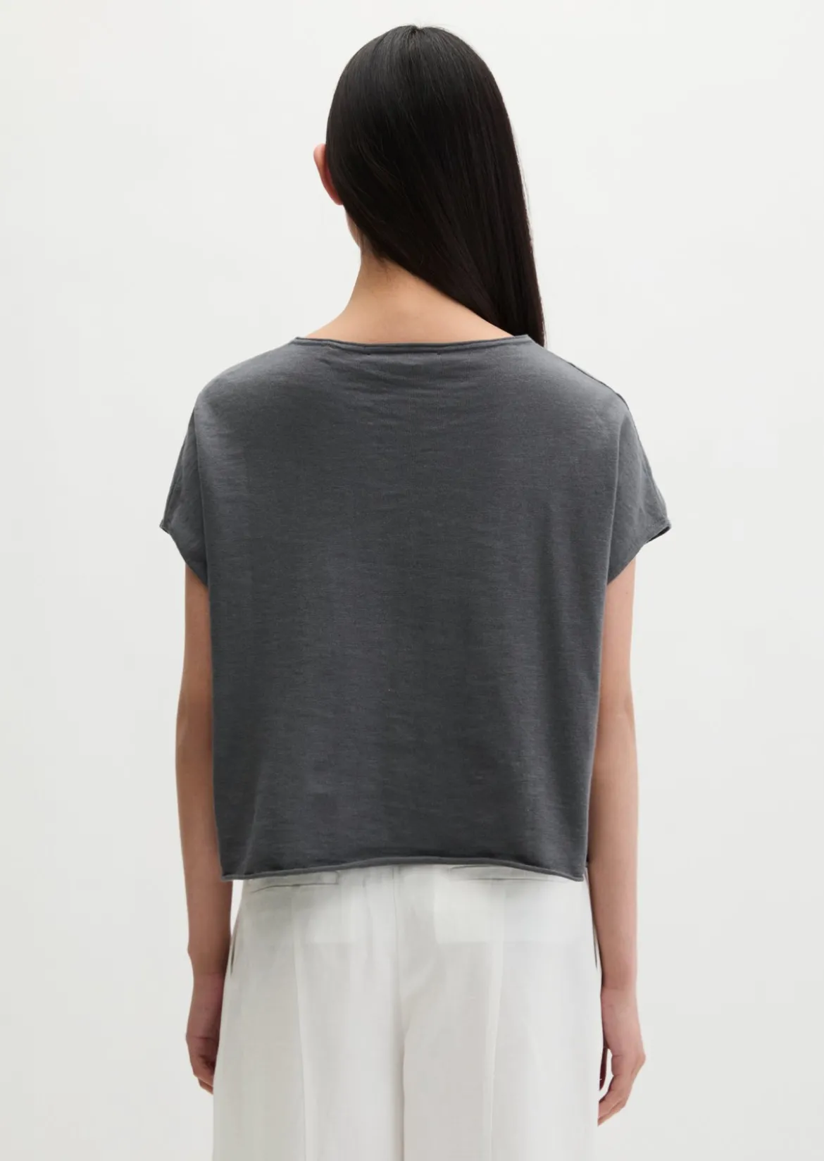 Feinstrick-Pullover loose mit überschnittener Schulter