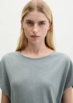 Feinstrick-Pullover loose mit überschnittener Schulter