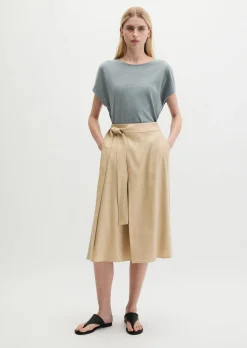 Feinstrick-Pullover loose mit überschnittener Schulter