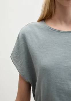 Feinstrick-Pullover loose mit überschnittener Schulter