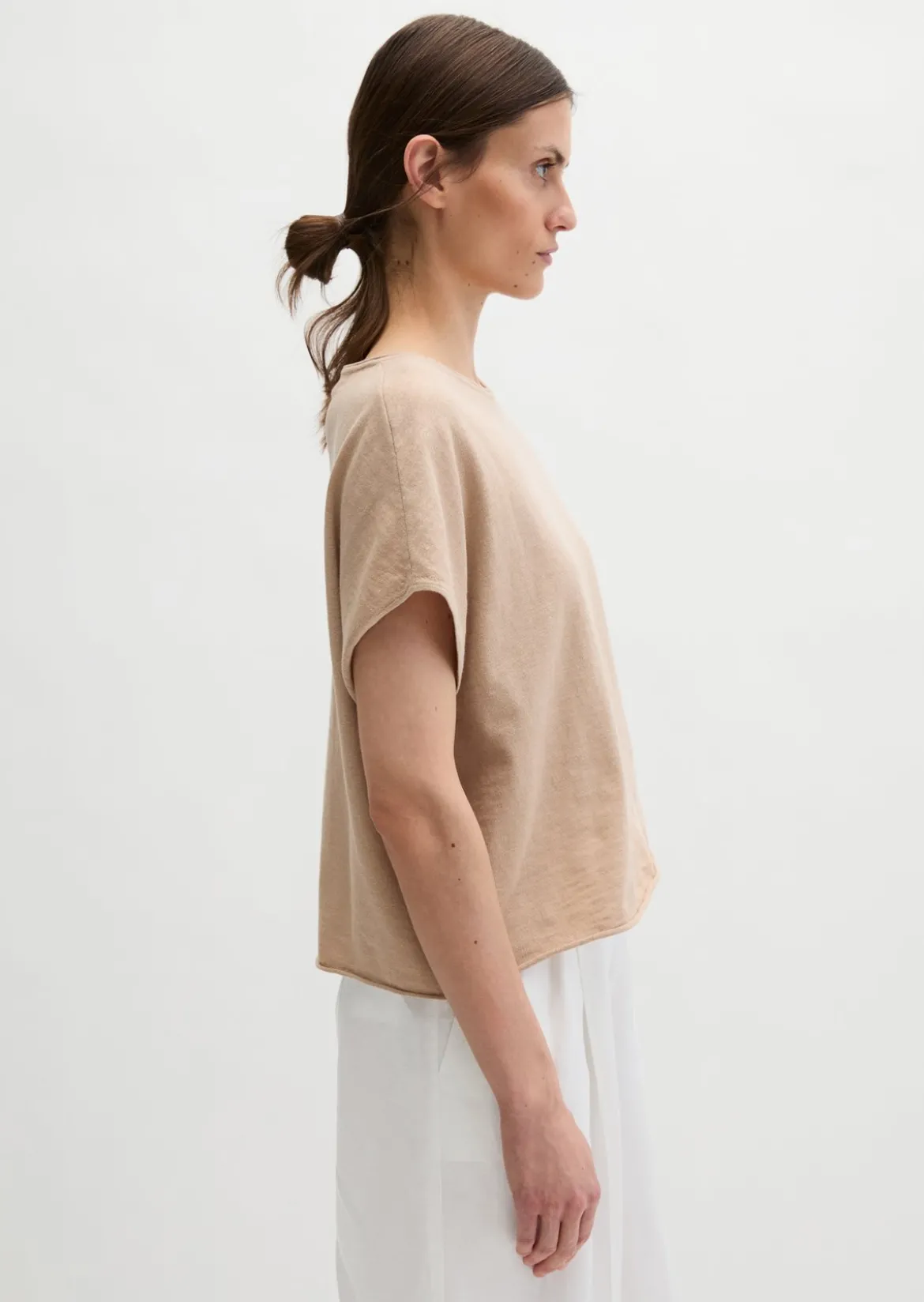 Feinstrick-Pullover loose mit überschnittener Schulter