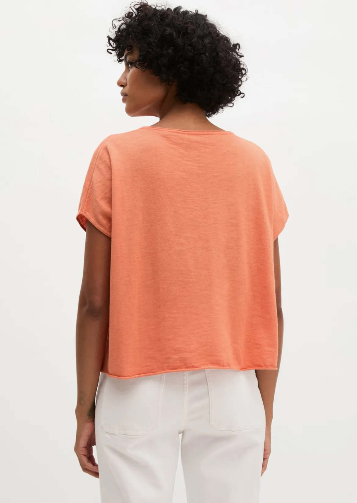Feinstrick-Pullover loose mit überschnittener Schulter