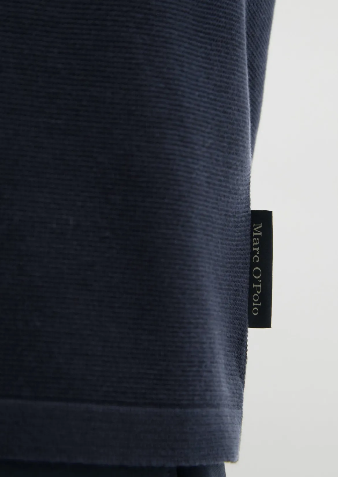 Feinstrickshirt DFB Travel Collection aus reiner Bio-Baumwolle