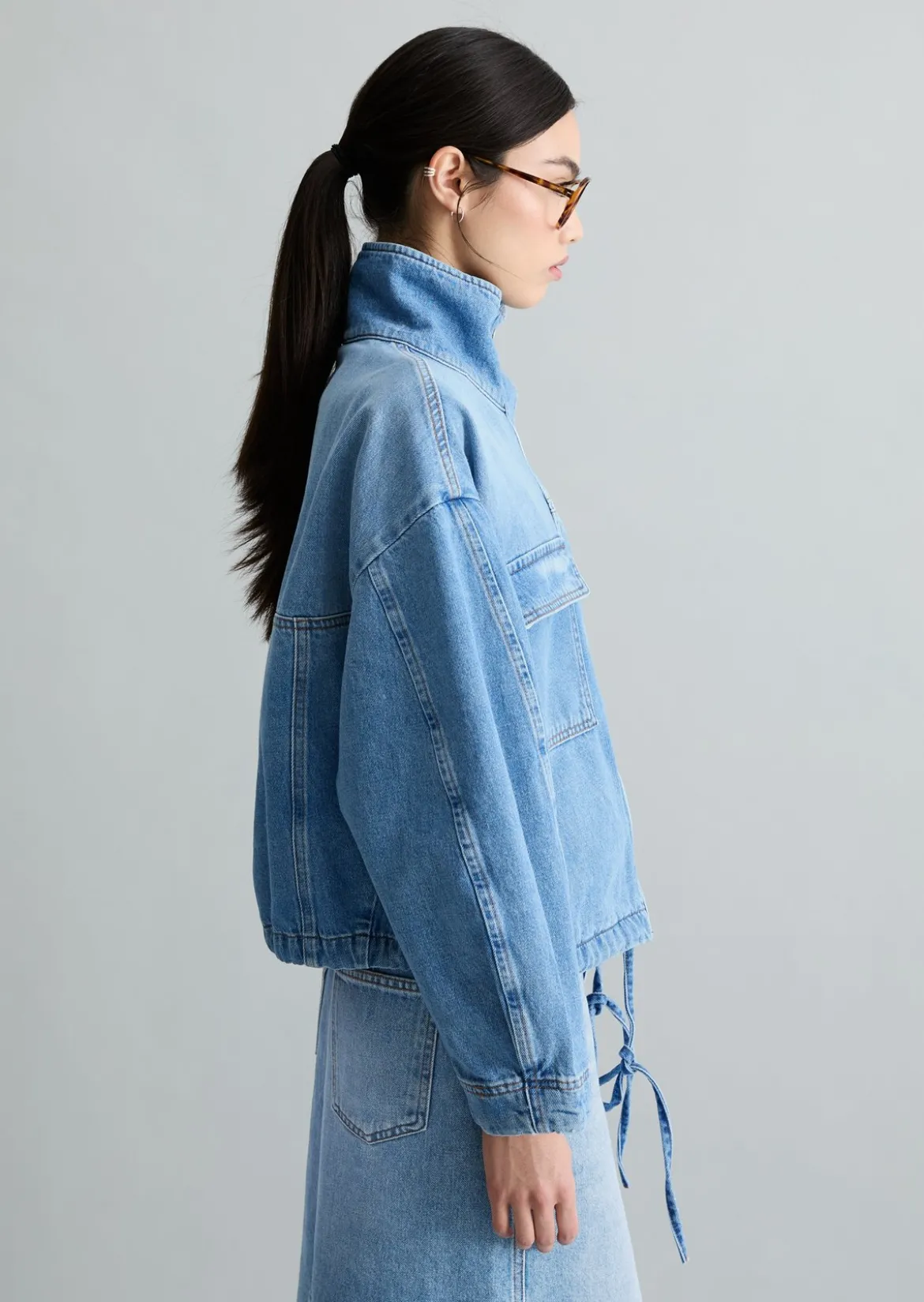 Funnel-Neck-Jeansblouson oversize mit Ananasblattfasern