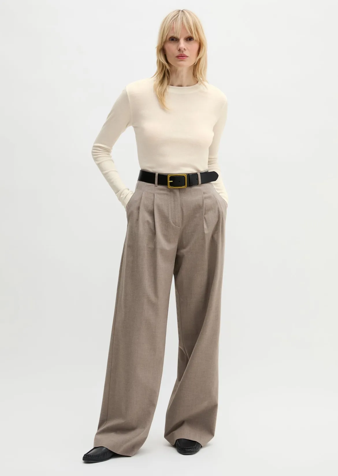 Geripptes Longsleeve slim mit TENCEL™ Modal