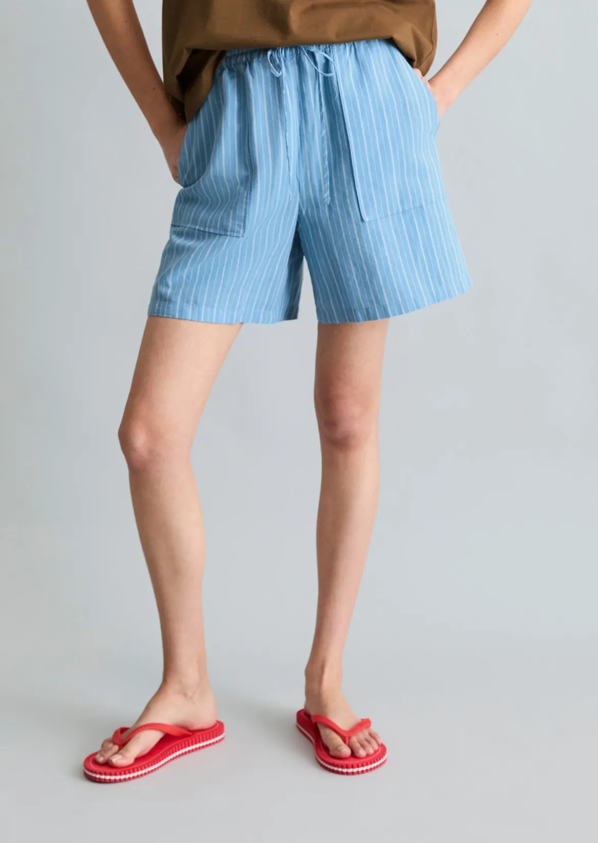 Gestreifte Shorts regular aus Leinen-Baumwolle-Mix
